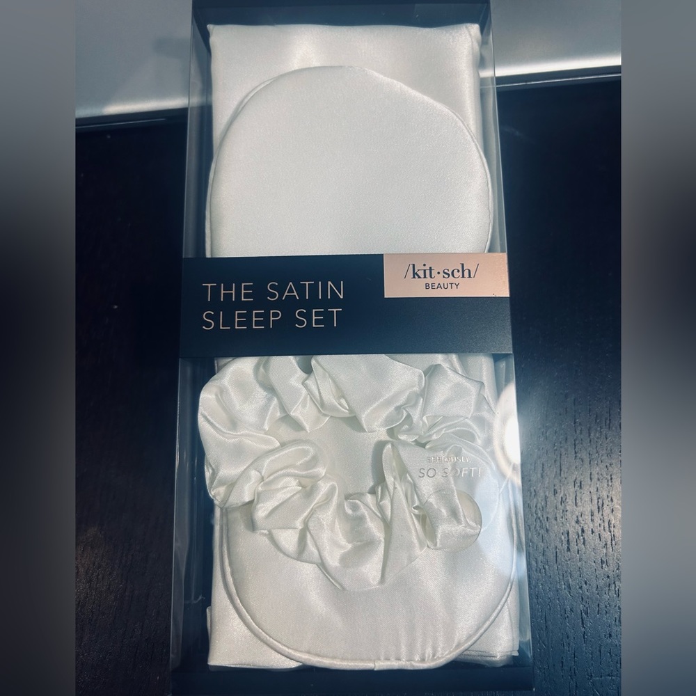 Satin sleep mask set